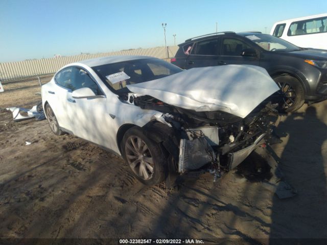 Tesla Model s (2015)