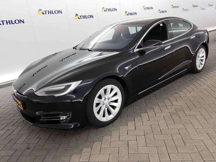 Tesla Model s (2017)