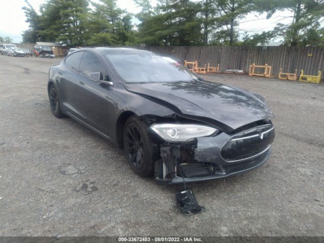 Tesla Model s (2016)