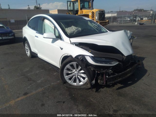 Tesla Model x (2017)