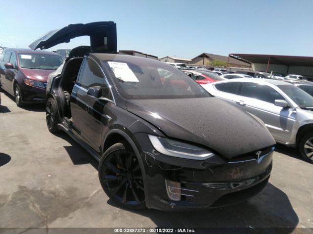 Tesla Model x (2020)