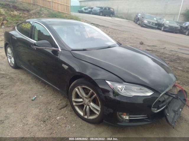 Tesla Model s (2015)