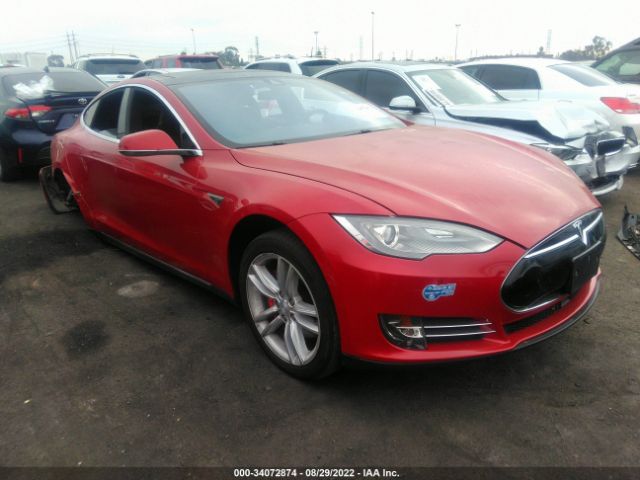 Tesla Model s (2015)