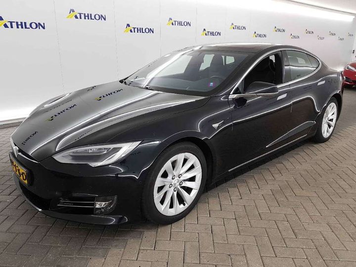 Tesla Model s (2017)