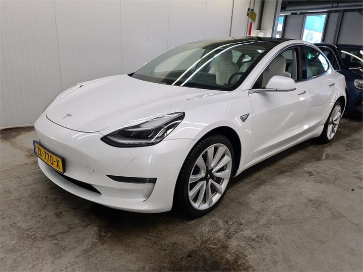 Tesla 3 (2019)