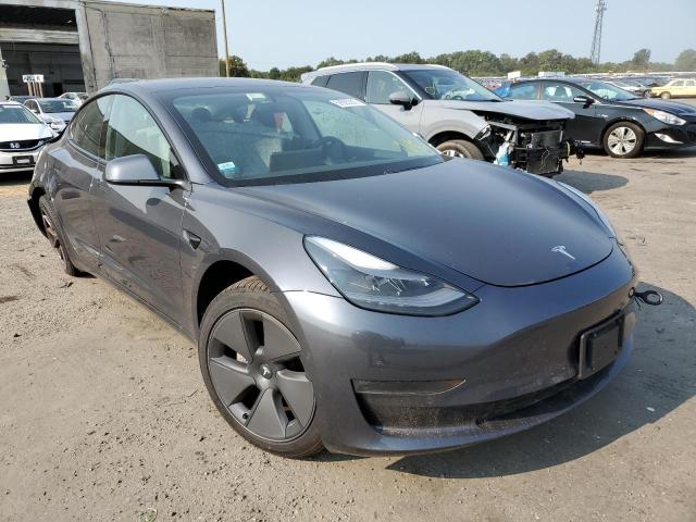 Tesla Model 3 (2021)