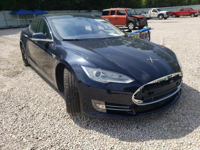Tesla Model s 85 (2015)