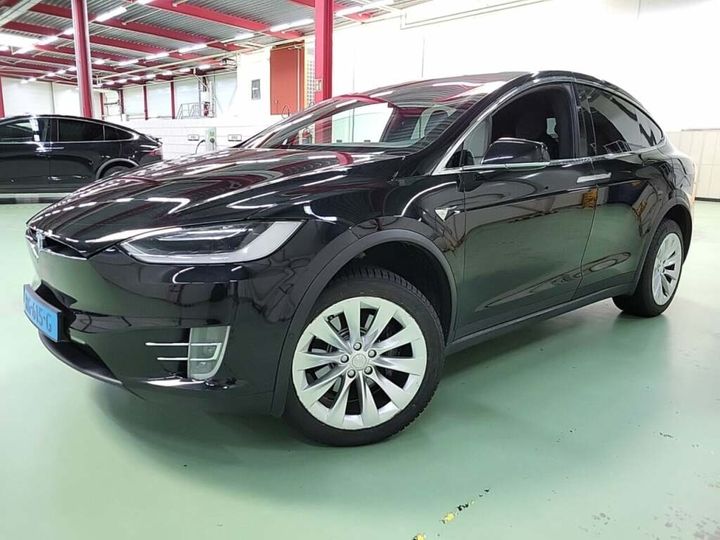 Tesla Model (2017)
