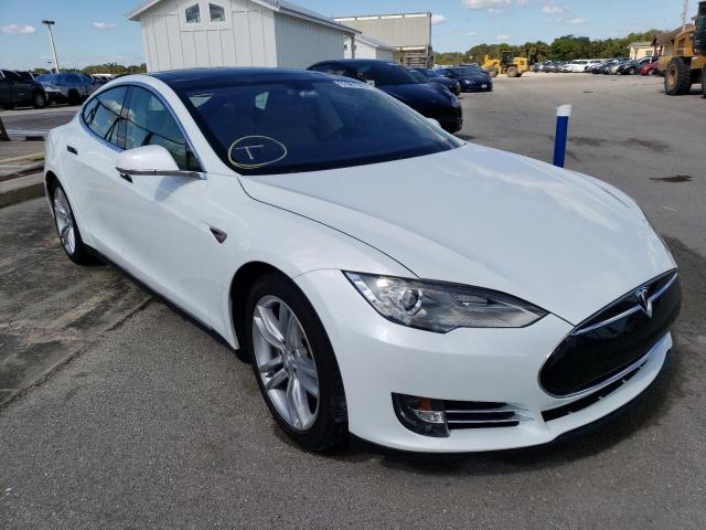 Tesla Model s (2013)