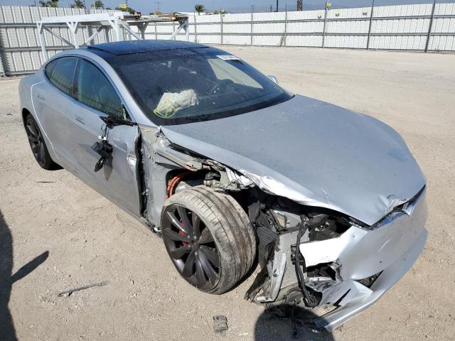 Tesla Model s (2016)