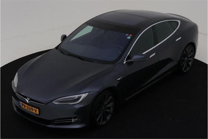Tesla Model (2017)