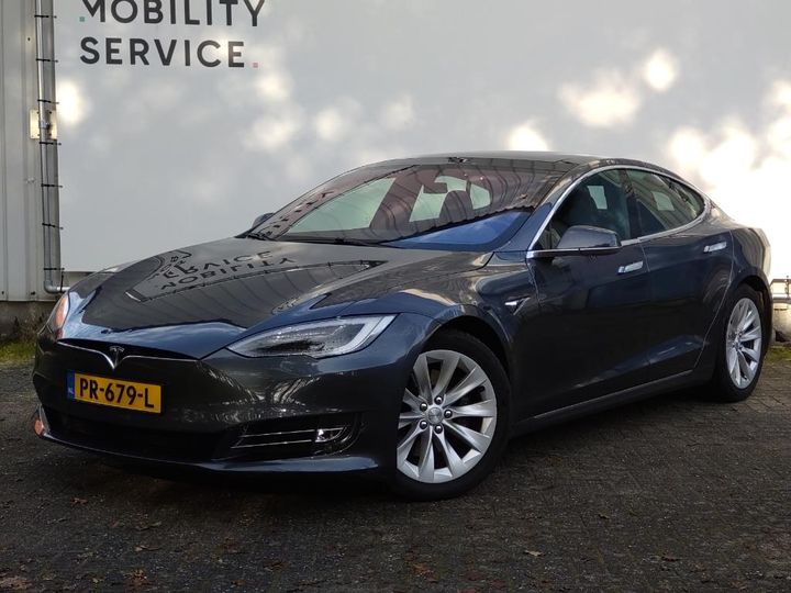 Tesla Model (2017)