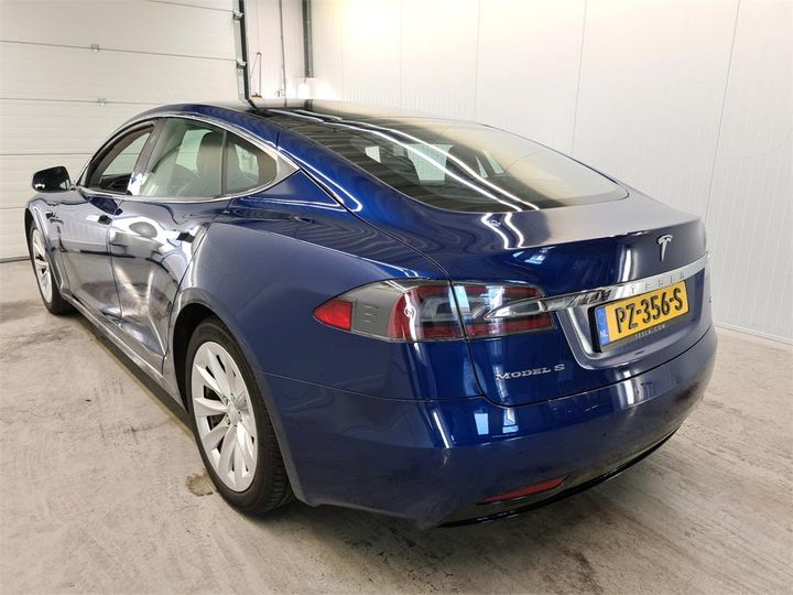 Tesla Model s (2017)