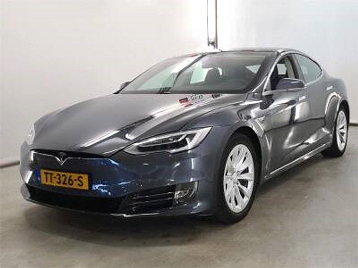 Tesla Model s (2018)