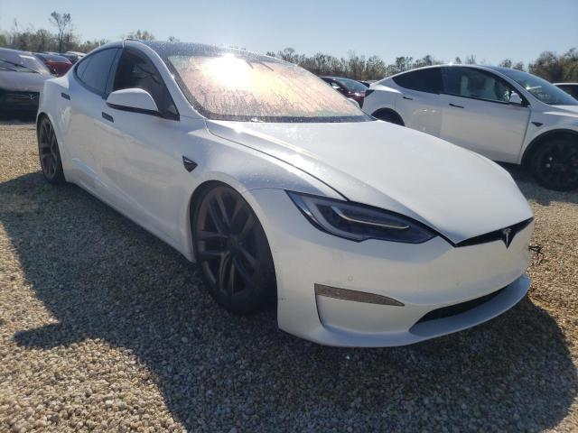 Tesla Model s (2021)