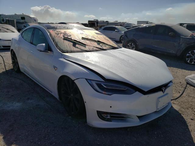 Tesla Model s (2019)