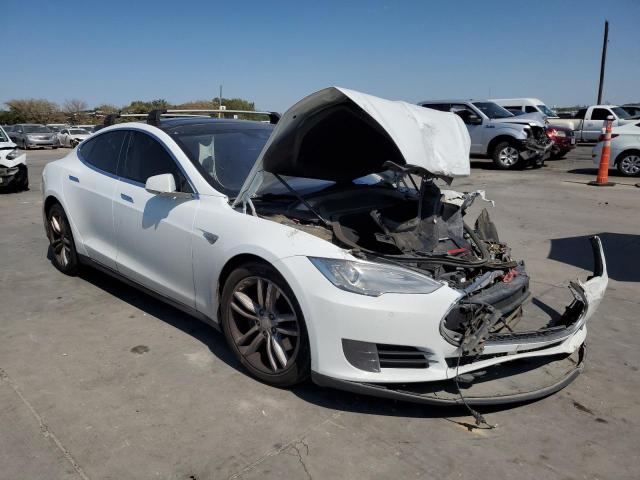 Tesla Model s 70 (2015)
