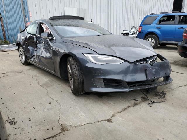 Tesla Model s (2016)