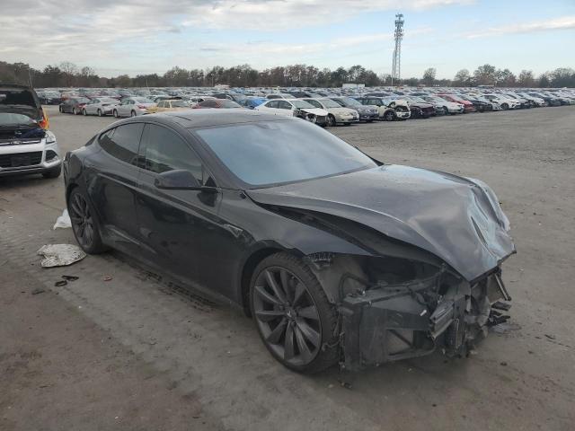 Tesla Model s 85 (2015)