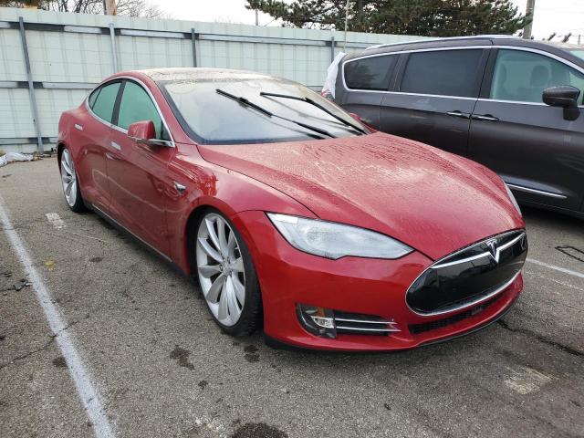 Tesla Model s 85 (2015)