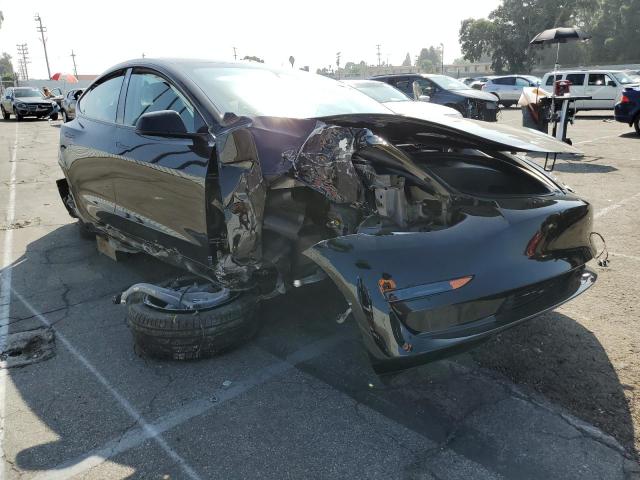 Tesla Model 3 (2022)