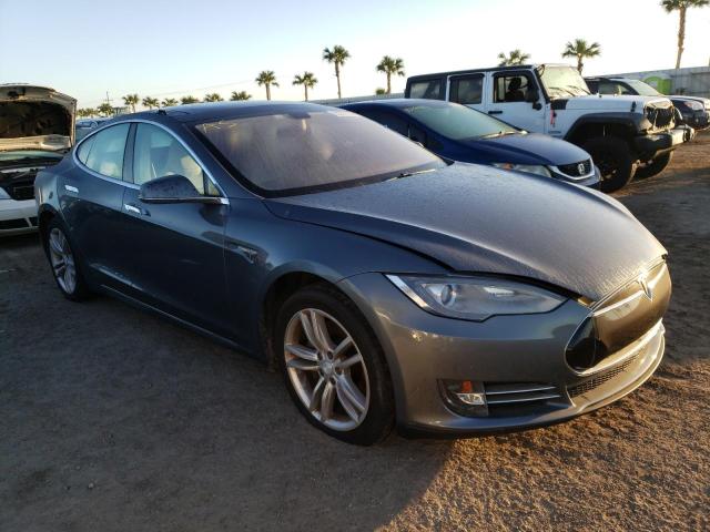 Tesla Model s (2013)
