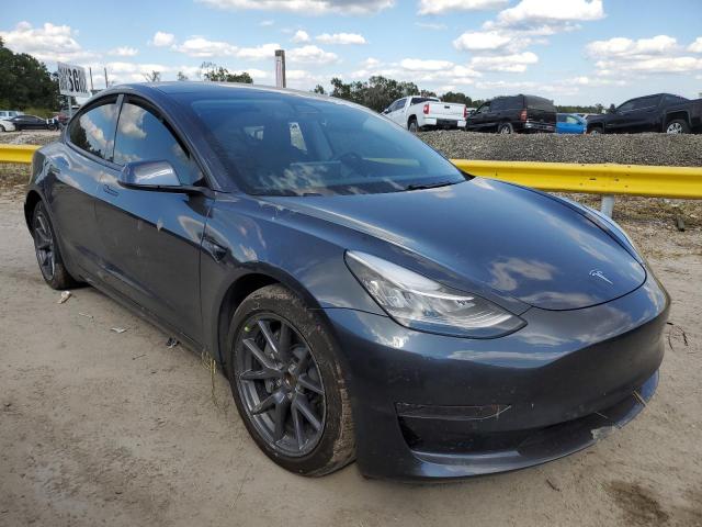 Tesla Model 3 (2021)