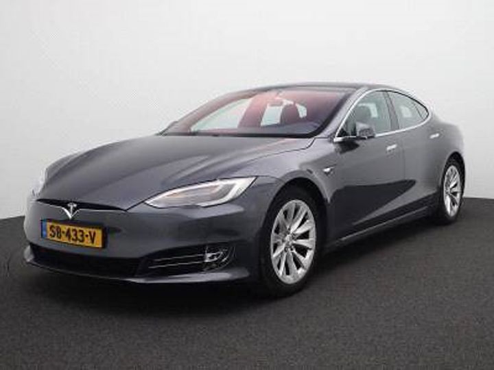 Tesla Model s (2018)