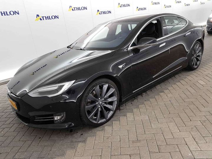 Tesla Model s (2017)