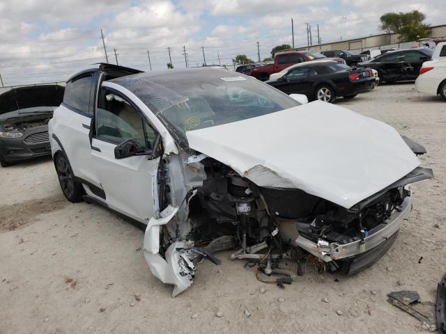 Tesla Model x (2022)