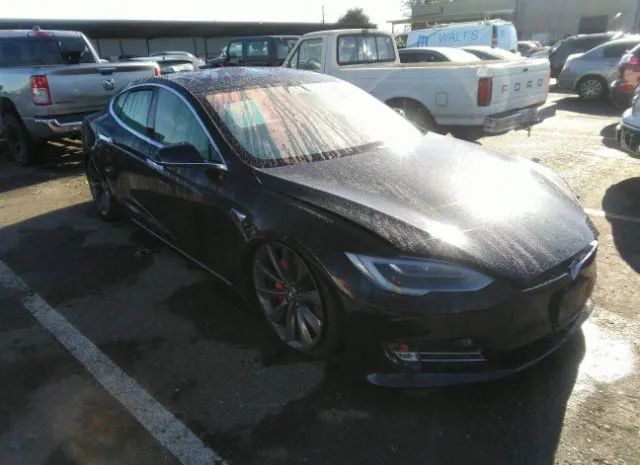 Tesla Model s (2017)