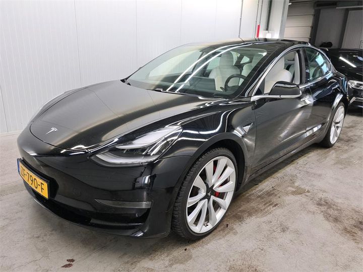 Tesla 3 (2019)