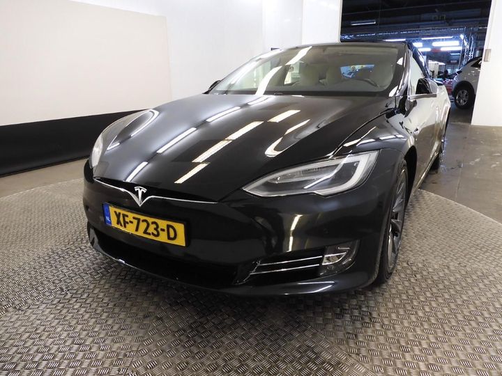 Tesla Model s (2018)
