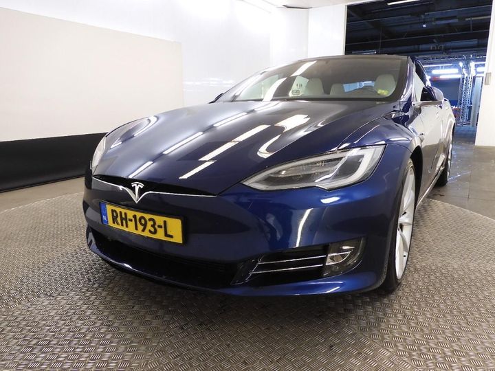 Tesla Model s (2017)