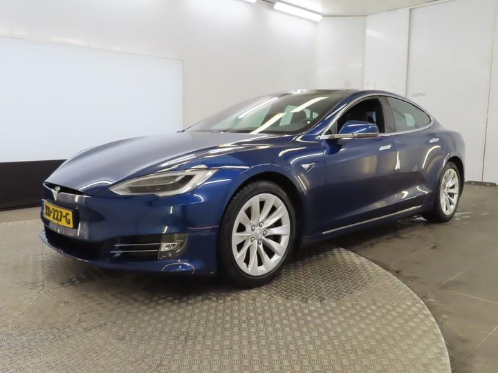 Tesla Model s (2018)