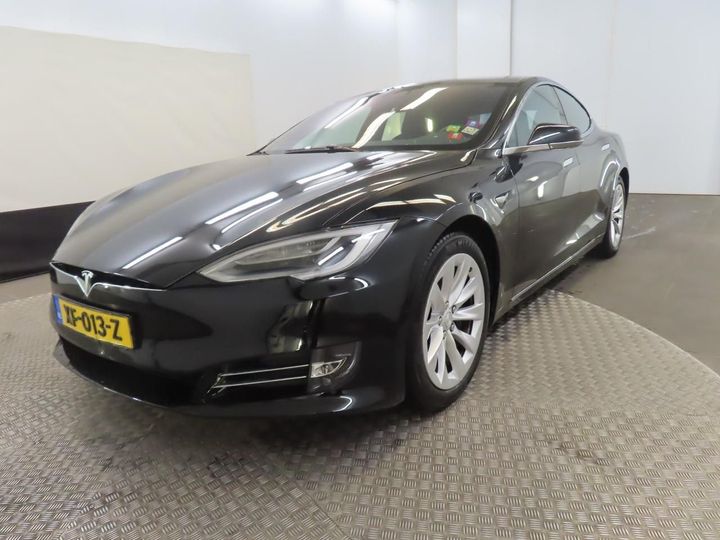 Tesla Model s (2018)