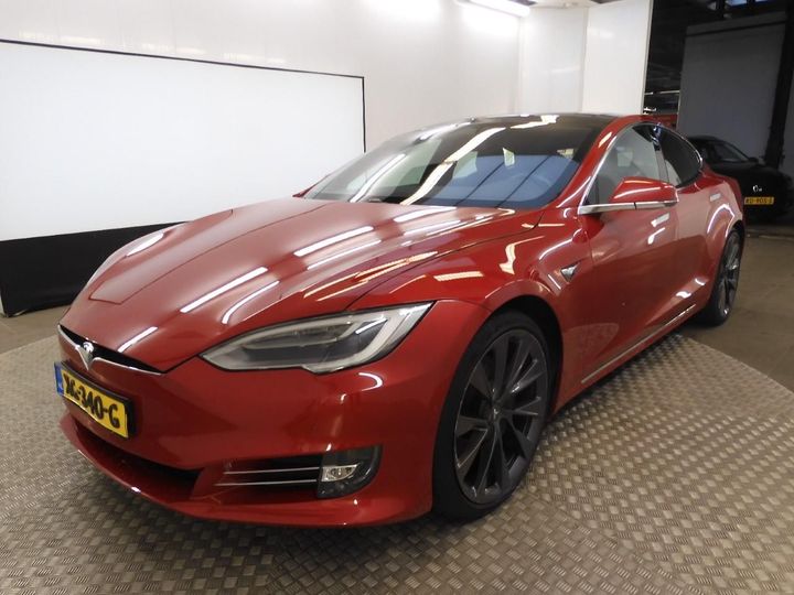 Tesla Model s (2018)