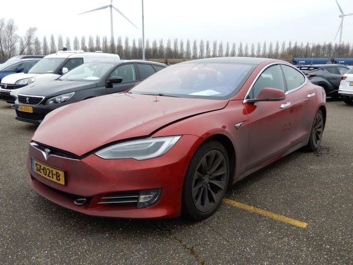 Tesla Model s (2018)