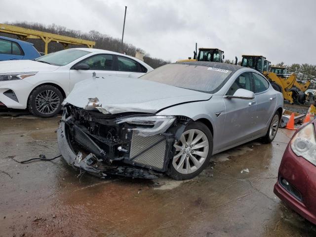 Tesla Model s (2017)