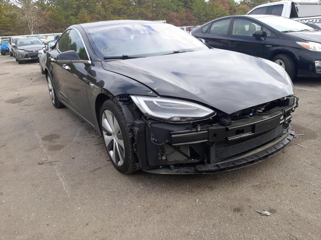 Tesla Model s (2021)