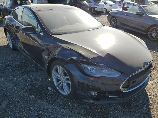 Tesla Model s (2015)