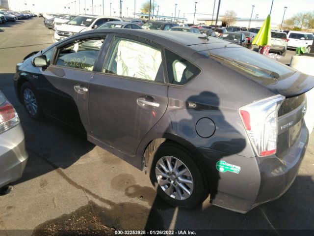 Toyota Prius plug-in (2015)
