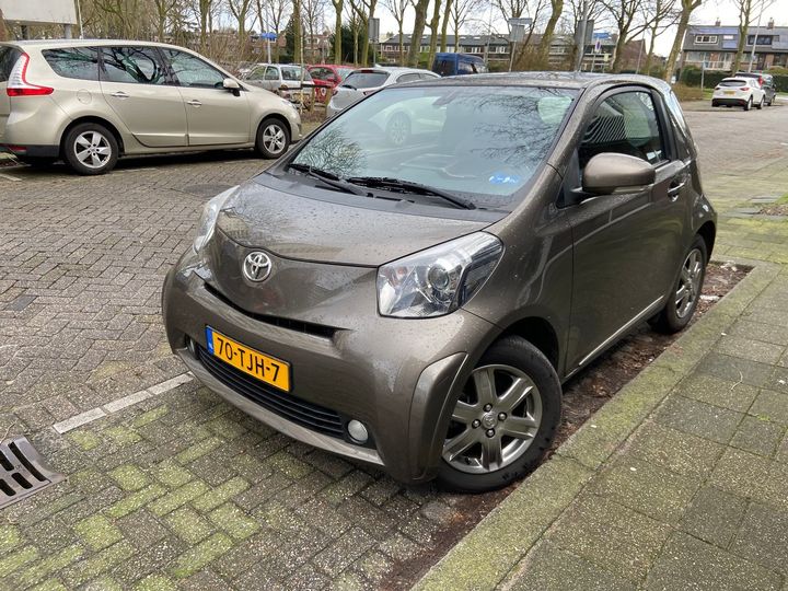 Toyota Iq (2012)