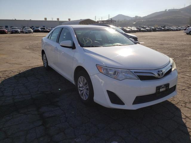 Toyota Camry l (2014)