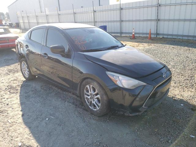 Toyota Scion ia (2016)