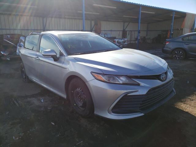 Toyota Camry le (2022)
