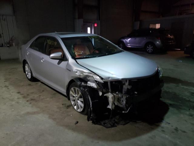 Toyota Camry hybr (2012)