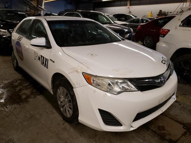 Toyota Camry hybr (2013)
