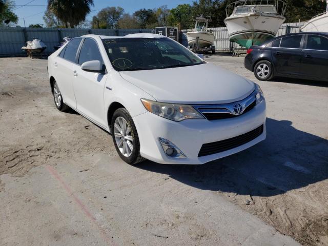 Toyota Camry hybr (2014)