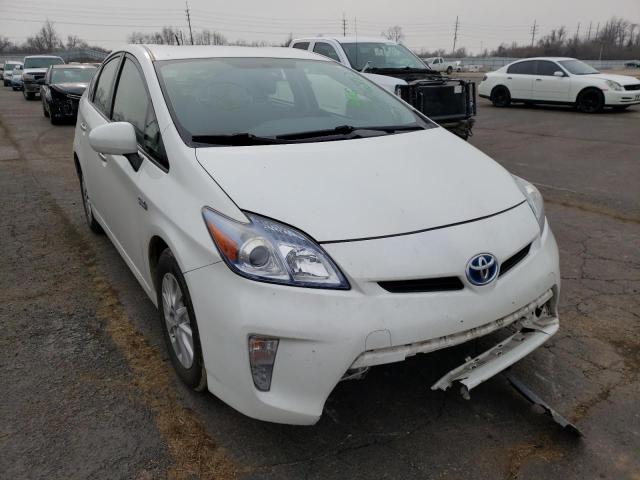 Toyota Prius plug (2014)